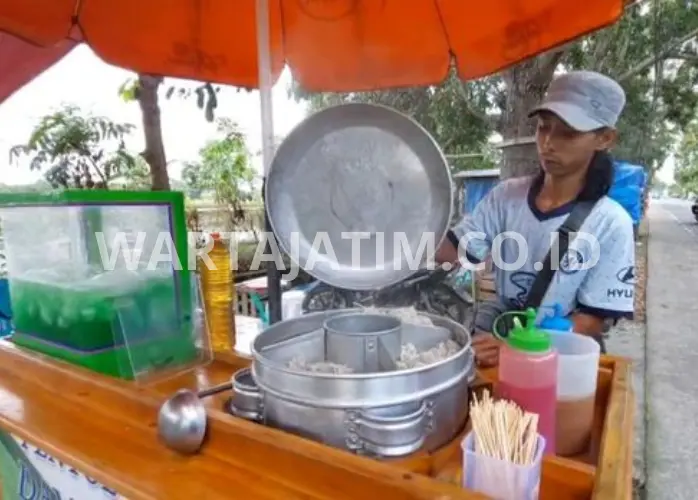 Khoirul Abidin (30), Penjual Pentol Lamongan