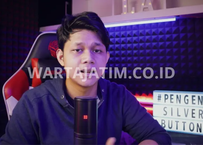 Luthfi A, seorang konten kreator Youtube.