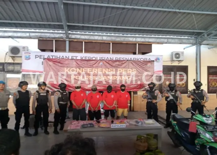 Polres Sampang Berhasil Menangkap 9 Pelaku Kriminal dan 1 Mantan Kades dalam Operasi Penegakan Hukum