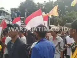 Jas Almet: Simbol Eksklusivitas Mahsiswa dalam Aksi