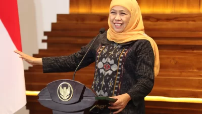 Khofifah Indar Parawansa Lantik 6 Pejabat Eselon II di Pemerintahan Jawa Timur