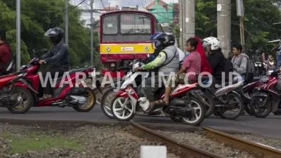 Ilustrasi Pengendara Motor