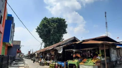 pasar templek blitar