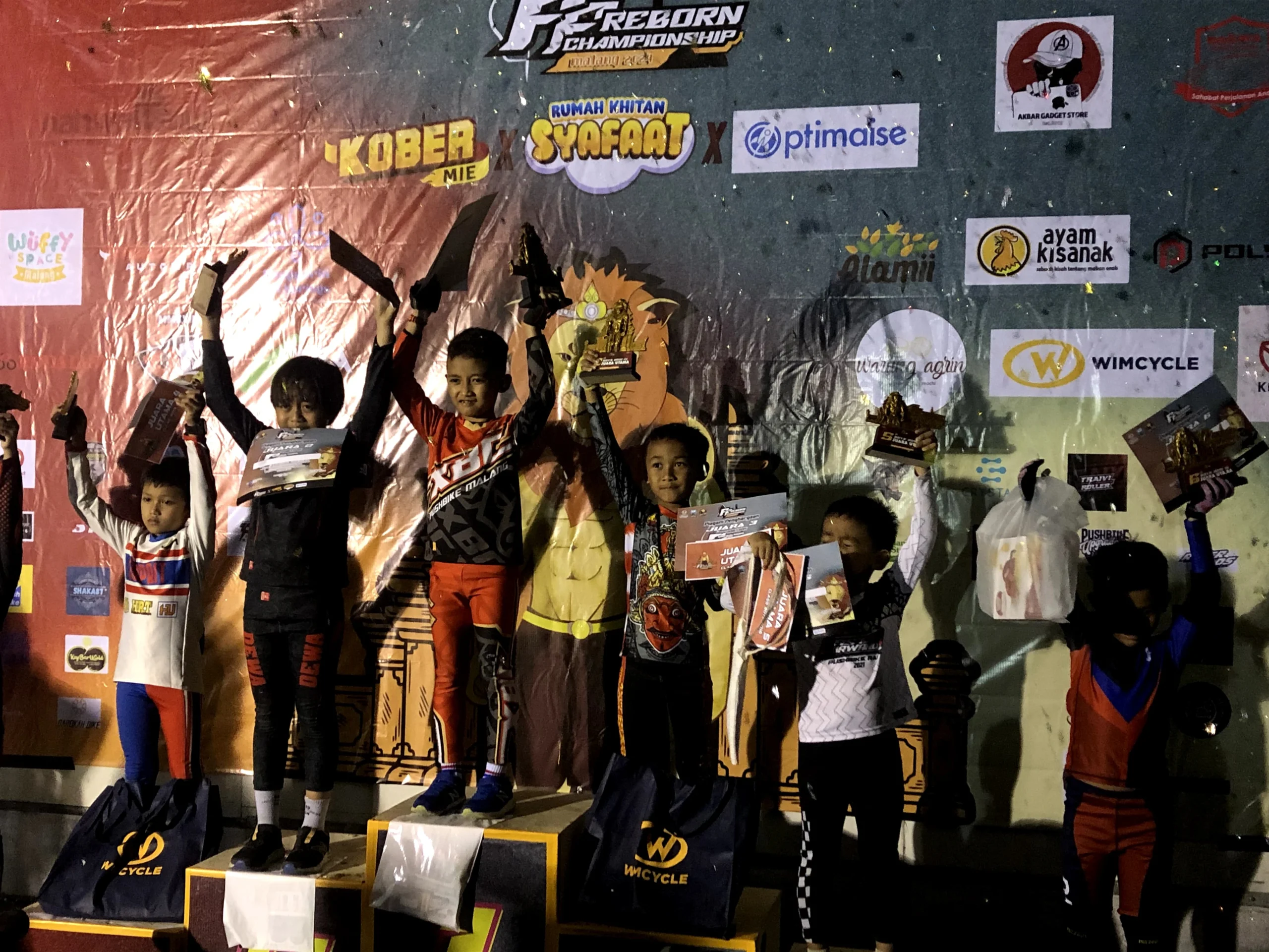 para juara FF Reborn Championship