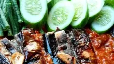 Kelezatan Ikan Bakar di Panorama Embong Malang, Surabaya