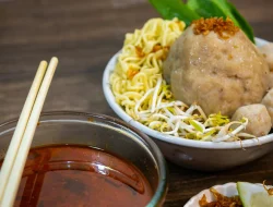 5 Rekomendasi Tempat Makan Bakso yang Enak di Malang