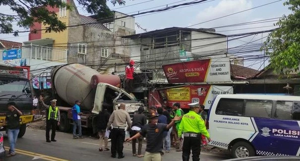 Kecelakaan Truk Molen di Gadang, Malang