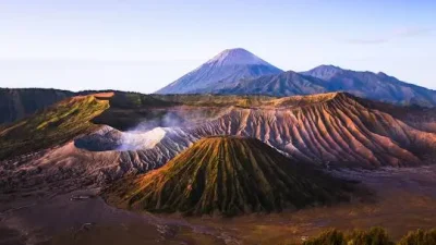 Bromo: Evakuasi Mobil Terjebak Air