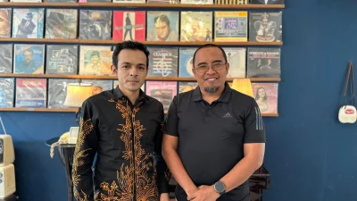 Dr Gamal Dukung Gerakan Haji Rendra