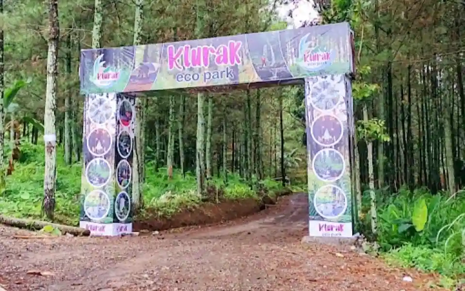 Gerbang Klurak Eco Park Pacet