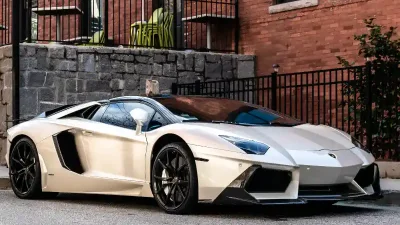 Kecelakaan Maut di Jakarta Utara: Lamborghini Huracan Tabrak Pemulung hingga Tewas