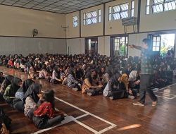 Edukasi Pencegahan Bullying di SMAN 4 Malang oleh KOMNAS Perlindungan Anak Kota Malang