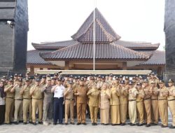 Apel Gabungan Seluruh ASN di Lingkungan Pemerintah Kabupaten Blitar: Bupati Blitar Ambil Cuti