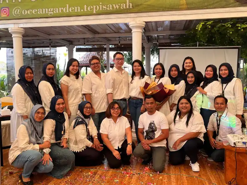 Glow+ Clinic Rayakan 13+ Glowgether di Turen Malang. (Foto: Bridgeta Elisa)