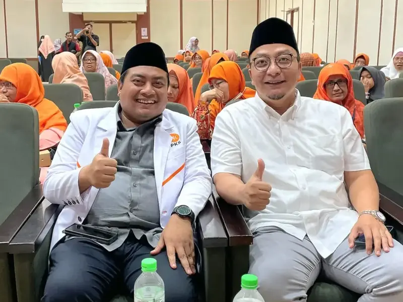 Puguh Wiji Pamungkas bersama dr Asluchul Alif (dok.istimewa)