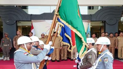 Keberangkatan Kirab Pataka oleh Sekretaris Kabupaten Lamongan