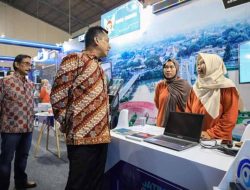 Diskominfo Kota Kediri Raih Penghargaan Booth Terbaik di Penutupan Jatim DigiFest 2024