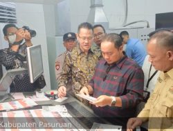 Ketua KPU RI Cek Pencetakan Surat Suara Pilkada 2024