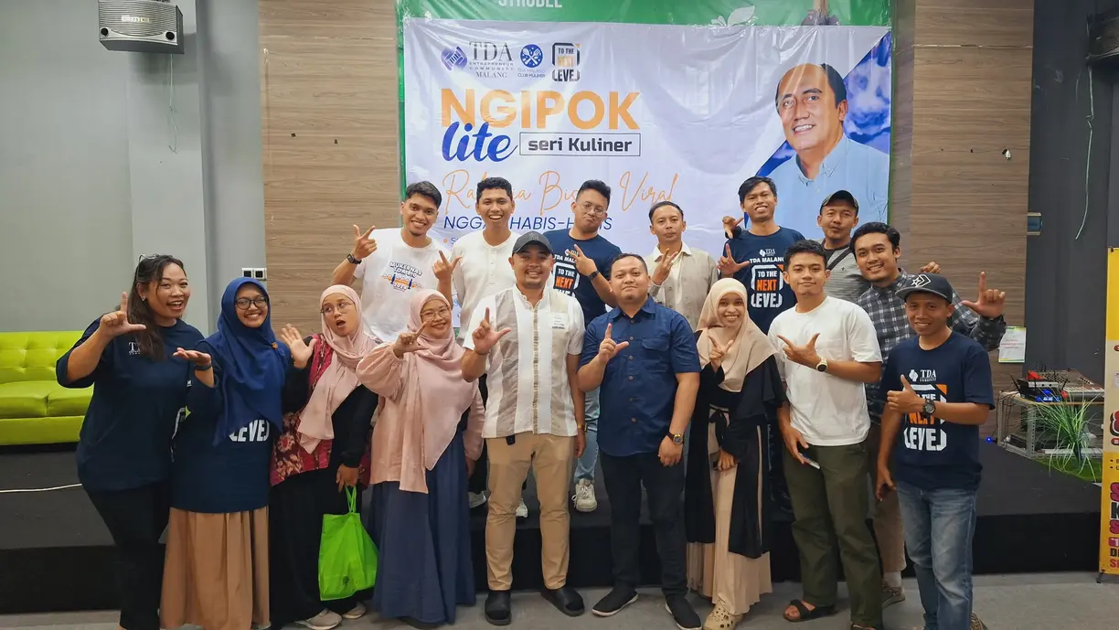 Panitia & Pengurus TDA Malang di acara Ngipok Lite. (dok.TDA)