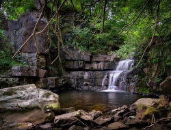 5 Air Terjun Hidden Gem di Malang, Pernah Kamu Kunjungi?