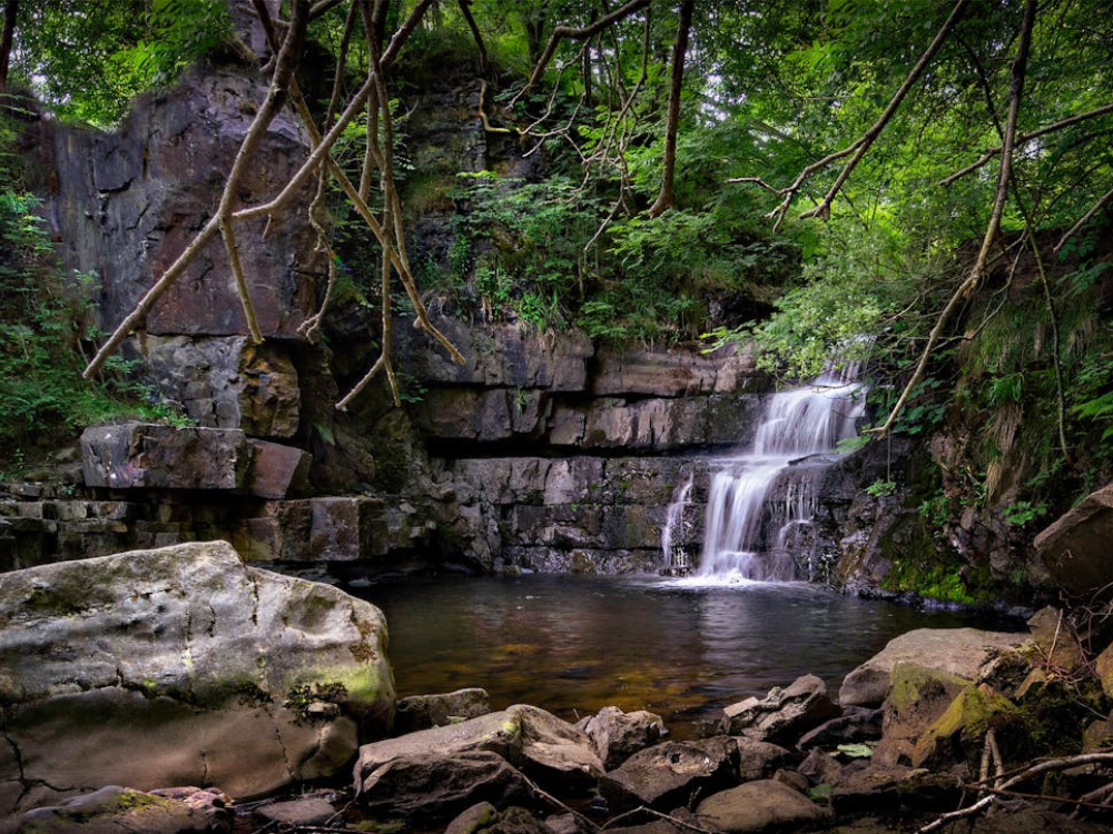 Air Terjun untuk Camping Keluarga