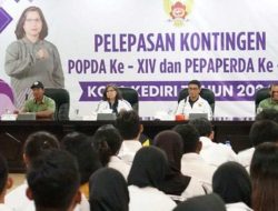 Pj Wali Kota Kediri Lepas Atlet Kediri untuk POPDA XIV dan PEPAPERDA II: Jaga Sportivitas, Semoga Bisa Jadi Juara