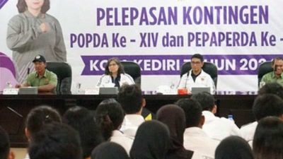 Pj Wali Kota Kediri Lepas Atlet Kediri untuk POPDA XIV dan PEPAPERDA II: Jaga Sportivitas, Semoga Bisa Jadi Juara