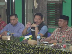 Plt Bupati Sidoarjo Mediasi Konflik Warga Sidokerto dan Kepala Desa