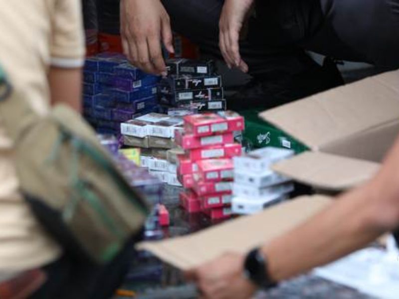 Opsgab Gempur Rokok Ilegal di Malang menyita 29.140 batang. Satpol PP dan Bea Cukai berkomitmen memberantas peredaran rokok ilegal.