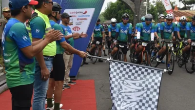 Penjabat (Pj) Bupati Tulungagung, Dr. Ir. Heru Suseno, M.T. di Hell2Man KOM Challenge 3rd Series 2024. Sumber : Istimewa.