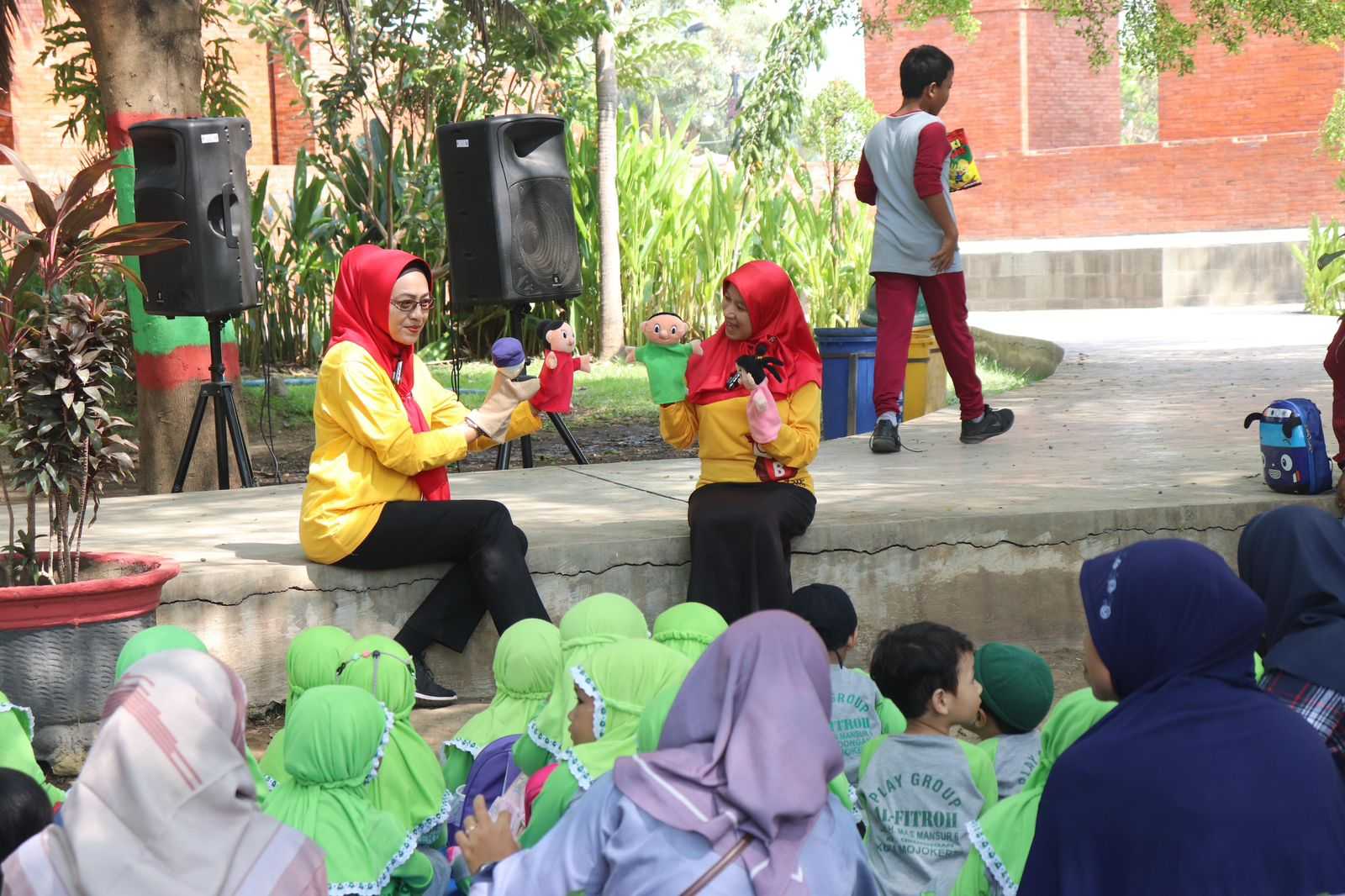 Alun-Alun Wiraraja Kota Mojokerto: Ruang Publik Ramah Anak dengan Perpustakaan PISA dan Taman Bermain RBRA