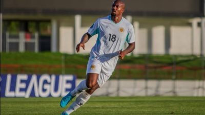 Persib Bandung resmi mendatangkan Gervane Kastaneer, penyerang sayap Timnas Curacao. Siap bawa Persib juara Liga 1 lagi!