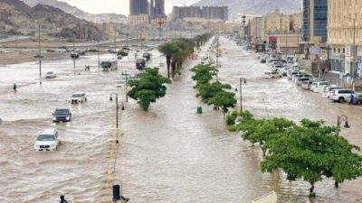 Nasib Ka,bah Ketika Banjir Bandang Terjang Kota Mekkah,Madinah dan Jeddah,Aktivitas Terganggu