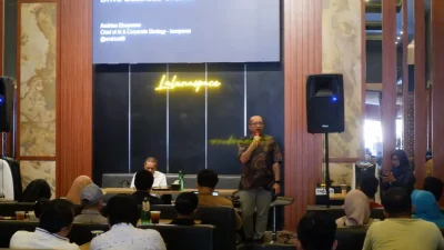 AI Driven Success for UMKM 2025 bersama TDA Malang menunjukkan bagaimana teknologi AI dapat membantu UMKM lebih efisien dan kreatif dalam bisnis mereka.