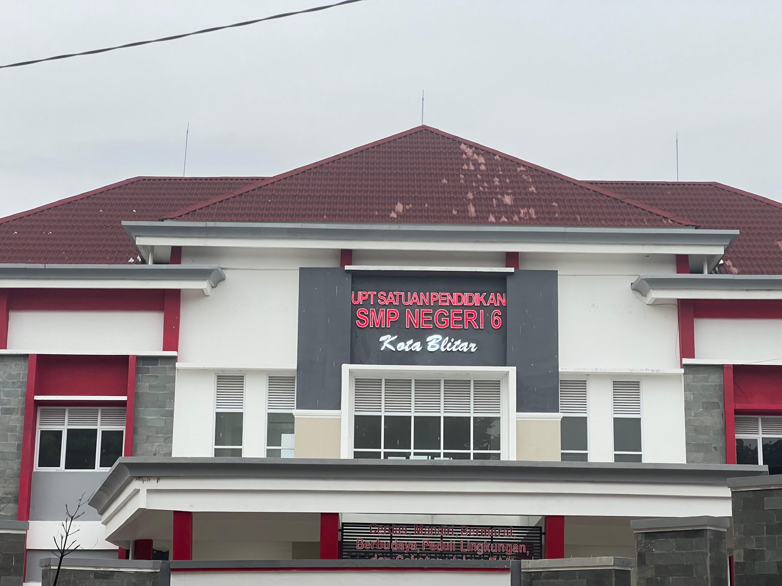 SMPN 6 Blitar Pindah ke Gedung Baru, Siswa Mulai KBM Semester II dengan Fasilitas Canggih