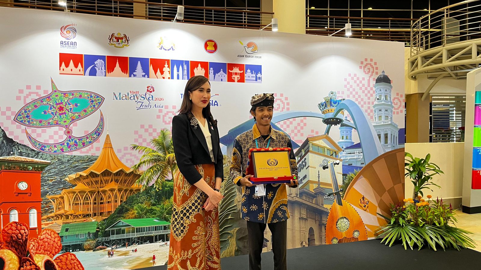 Desa Kemiren Banyuwangi Mendunia: Raih Penghargaan Bergengsi di ASEAN Tourism Award 2025