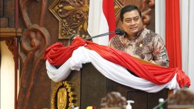 Biaya haji 2025 turun jadi Rp 55,4 juta. Puguh Wiji Pamungkas apresiasi langkah Kemenag, harap layanan tetap prima!