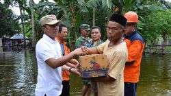 Banjir Rendam Lombok Barat: Ratusan Rumah Terendam, Hujan Masih Mengguyur